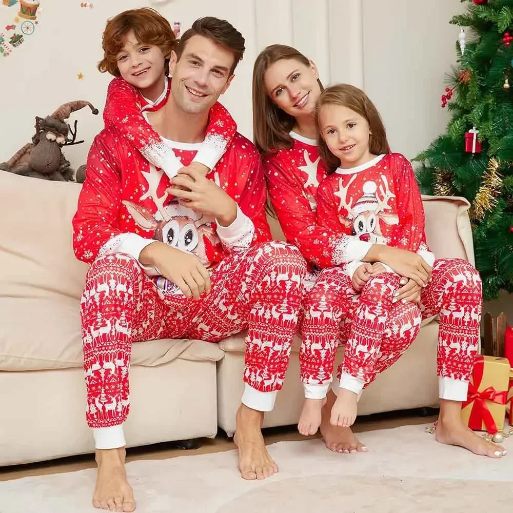 Детская одежда для матери с красным оленем Рождественские пижамы для семьи Комплект одежды 2023 Пары Рождественские Семейные комплекты пижам 0