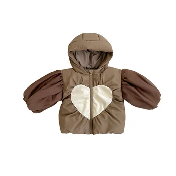 2023 Зимнее стеганое пальто для маленьких девочек с хлопчатобумажной подкладкой и капюшоном с рукавом 