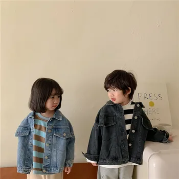 Повседневные универсальные джинсовые куртки для мальчиков и девочек, от 2 до 6 лет, весенне-осеннее пальто с отложным воротником и длинными рукавами, свободные топы 0